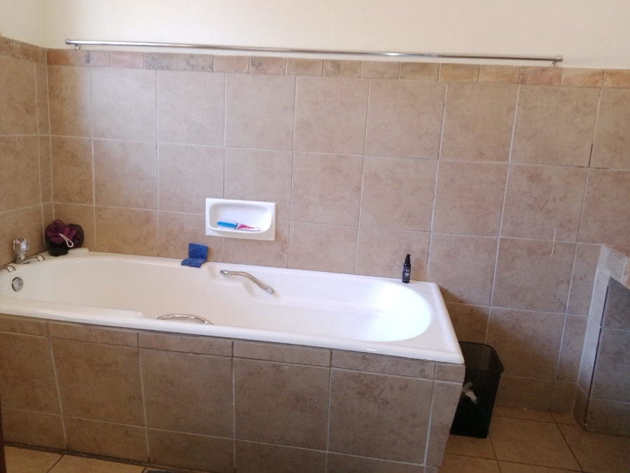 To Let 3 Bedroom Property for Rent in Kuruman Northern Cape
